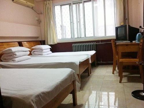 Beijing Yujun Hotel Экстерьер фото